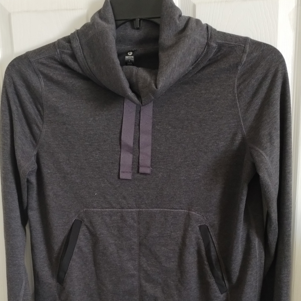 90 Degree Turtleneck Sweatshirt - Picture 3 of 9